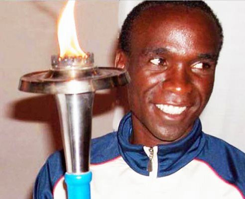Eliud Kipchoge keňský běžec, olympijský vítěz v maratonu, pokořitel maratonu pod 2 h